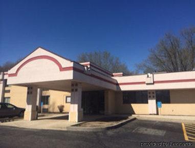 Super 8 By Wyndham
